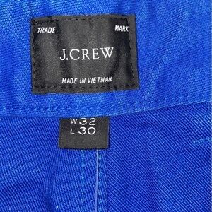 BWT J. Crew electric blue jeans with straight leg relaxed fit. PEEPPY perfect.